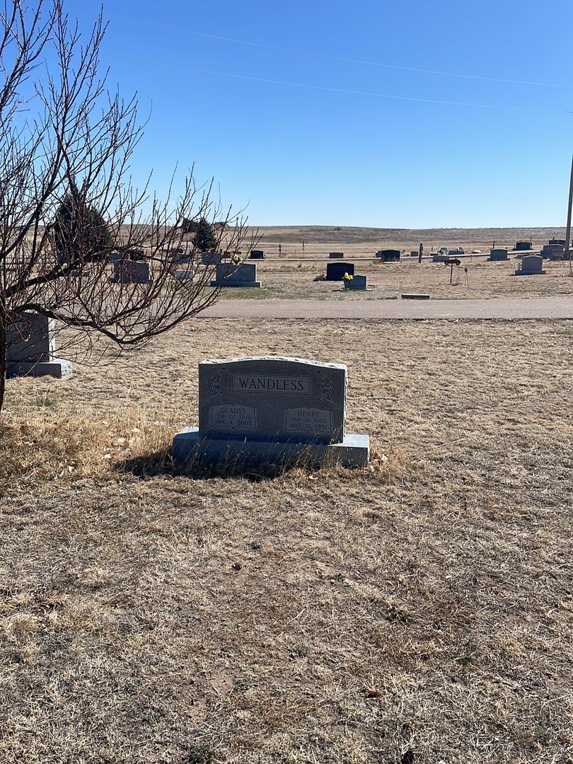 Gladys Wandless's grave. Photo 1