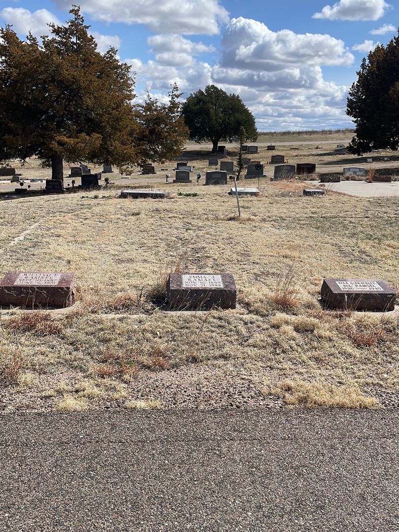 Emma J. Ramsel's grave. Photo 1