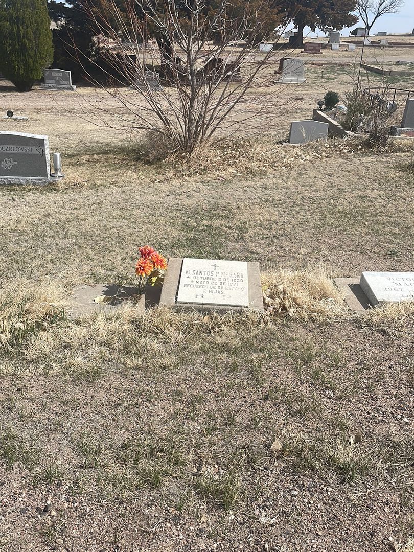 M. Santos P. Magana's grave. Photo 1