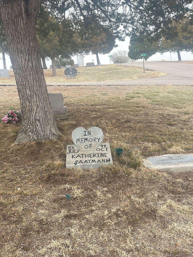 Katherine Saatmann's grave. Photo 1